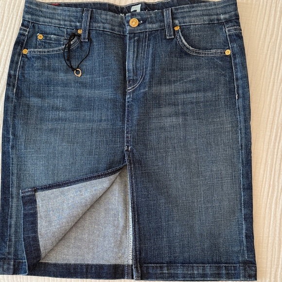 7 For All Mankind Indigo Pencil Skirt - Picture 2 of 13